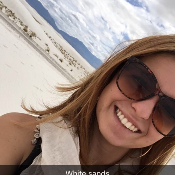 Meet your Posher, Shelby - Picture 1 of 1